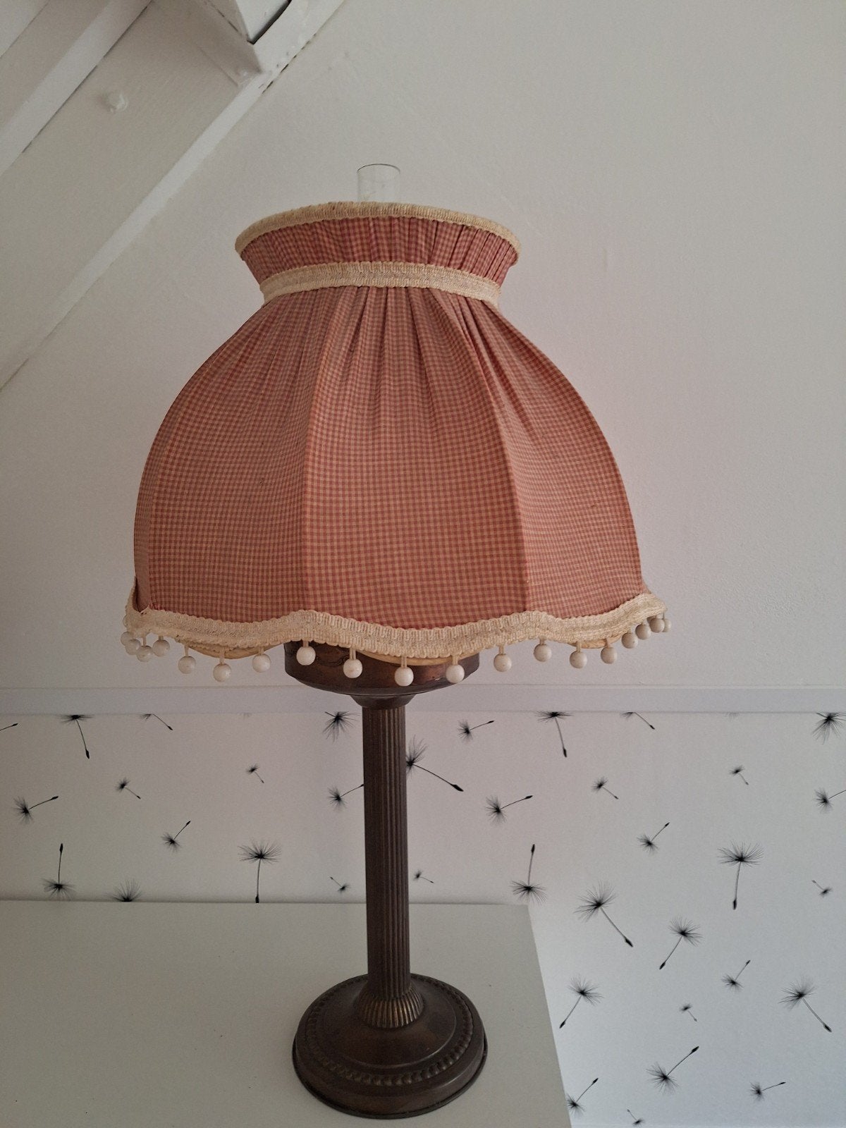 Antieke olielamp met stoffen kap, Ophalen