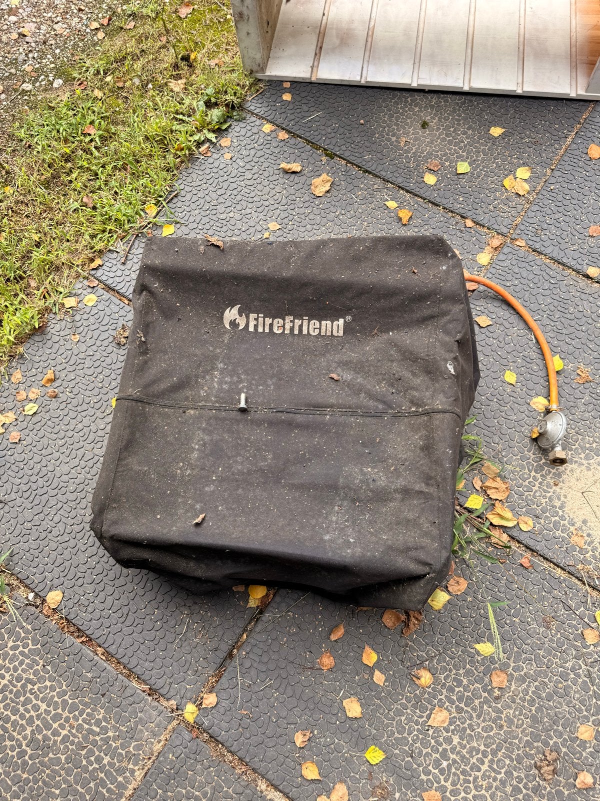 FireFriend gasbarbecue met hoes - Gebruikt, Ophalen, Gebruikt