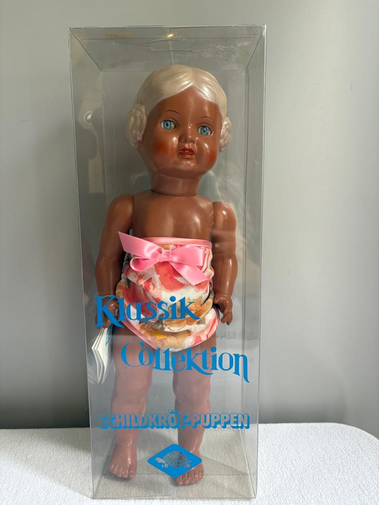 8.Schildkröt pop “Bärbel” Klassik Collection met doos, Verzamelen, Ophalen of Verzenden, Zo goed als nieuw, Pop