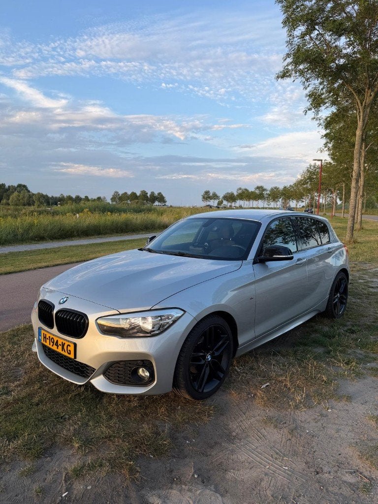 BMW 116d M Sport Automaat | 2016 | Vol rijplezier, Auto's, BMW, Achterwielaandrijving, Particulier, 3 cilinders, Sportstoelen