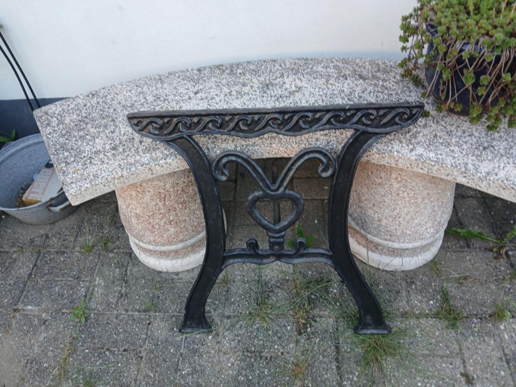 Gietijzer onderstel tuinbankje, Ophalen, Metaal