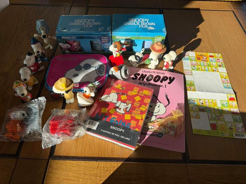 Snoopy pakket, Ophalen of Verzenden, Snoopy, Gebruikt, Beeldje of Figuurtje