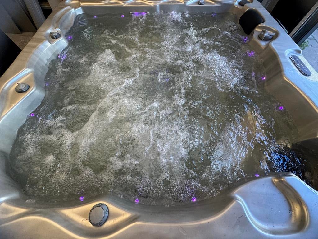 🌴Balboa Jacuzzi 5 Persoons 1 Ligplaats🌴, Ophalen of Verzenden, Gebruikt, Afdekzeil, Vast