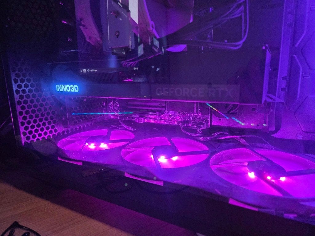 INNO3D GeForce RTX 5090 X3 OC 32GB, Computers en Software, Videokaarten, Ophalen, GDDR6, Zo goed als nieuw, HDMI