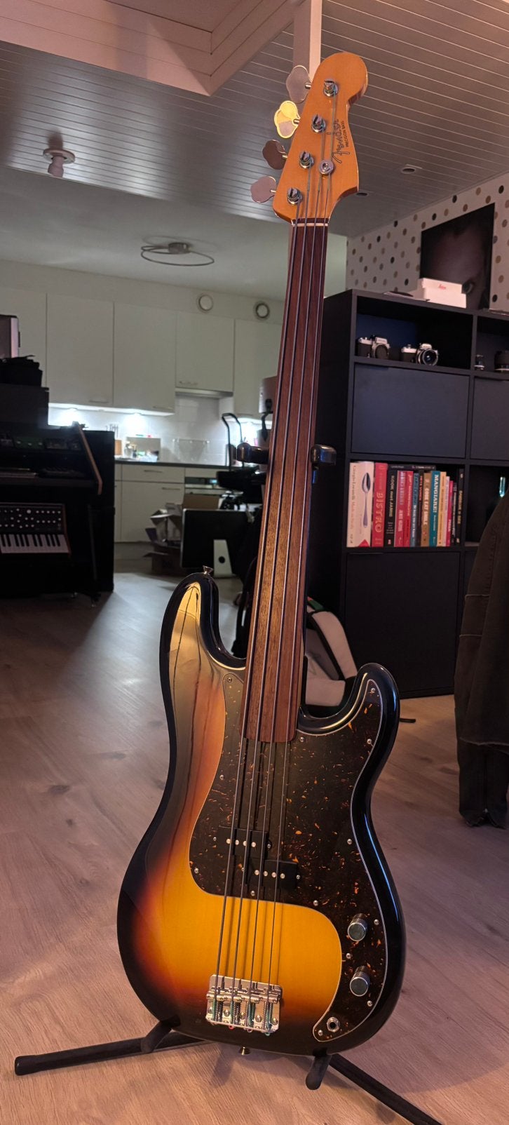Te koop: Fender Precision Bas Fretless MIJ, Ophalen, Gebruikt, Elektrisch, Fretloos