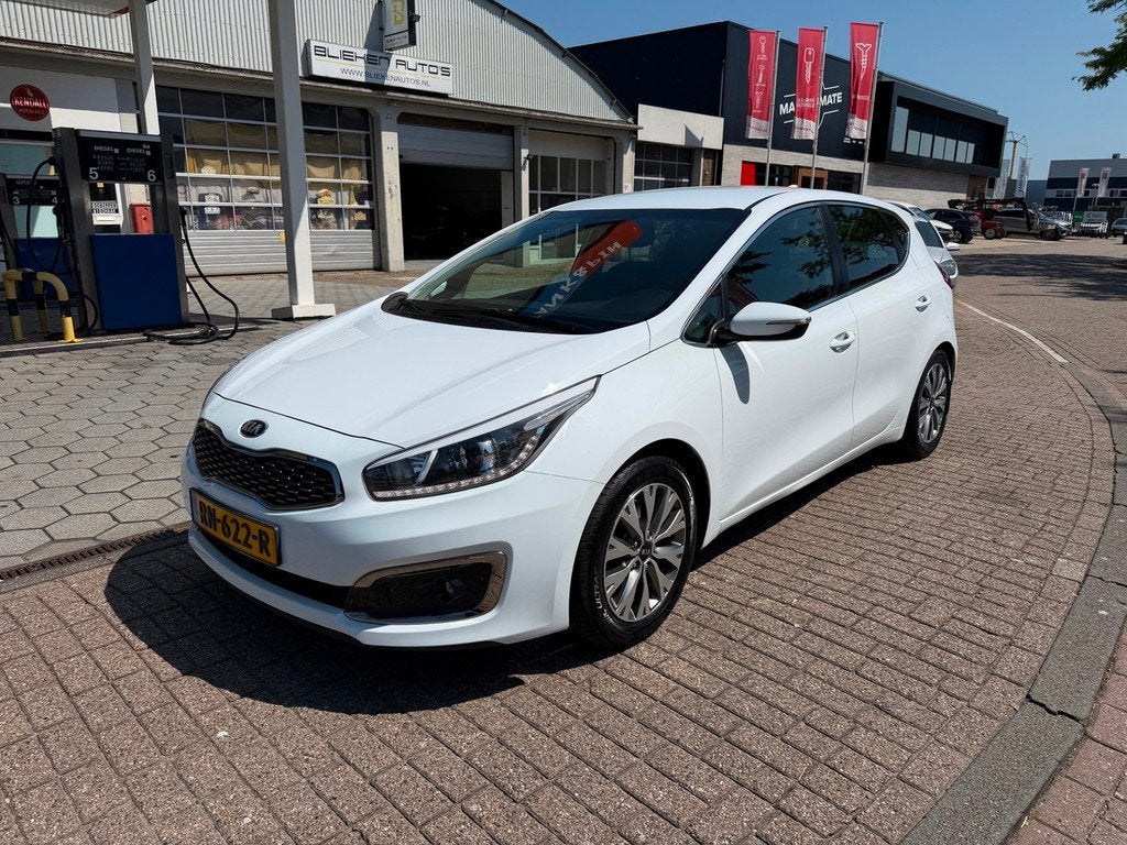 Kia Cee'd 1.6 CRDi Business DynamicLine, Auto's, Kia, Voorwielaandrijving, Gebruikt, Euro 6, 4 cilinders