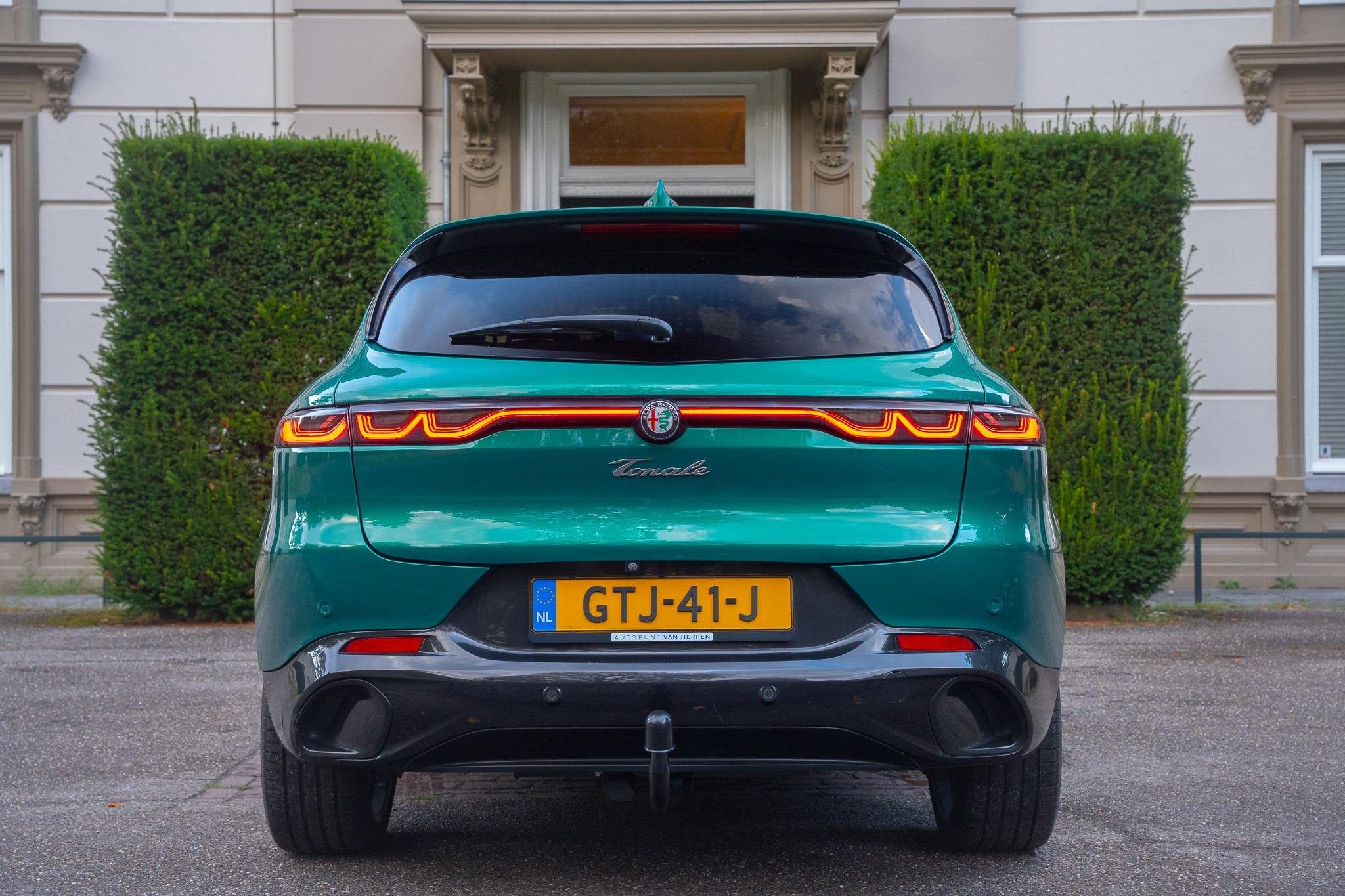 Alfa Romeo Tonale 1.5T Hybrid Edizione Speciale TREKHAAK | A, Auto's, Gebruikt, Euro 6, 4 cilinders, 700 kg