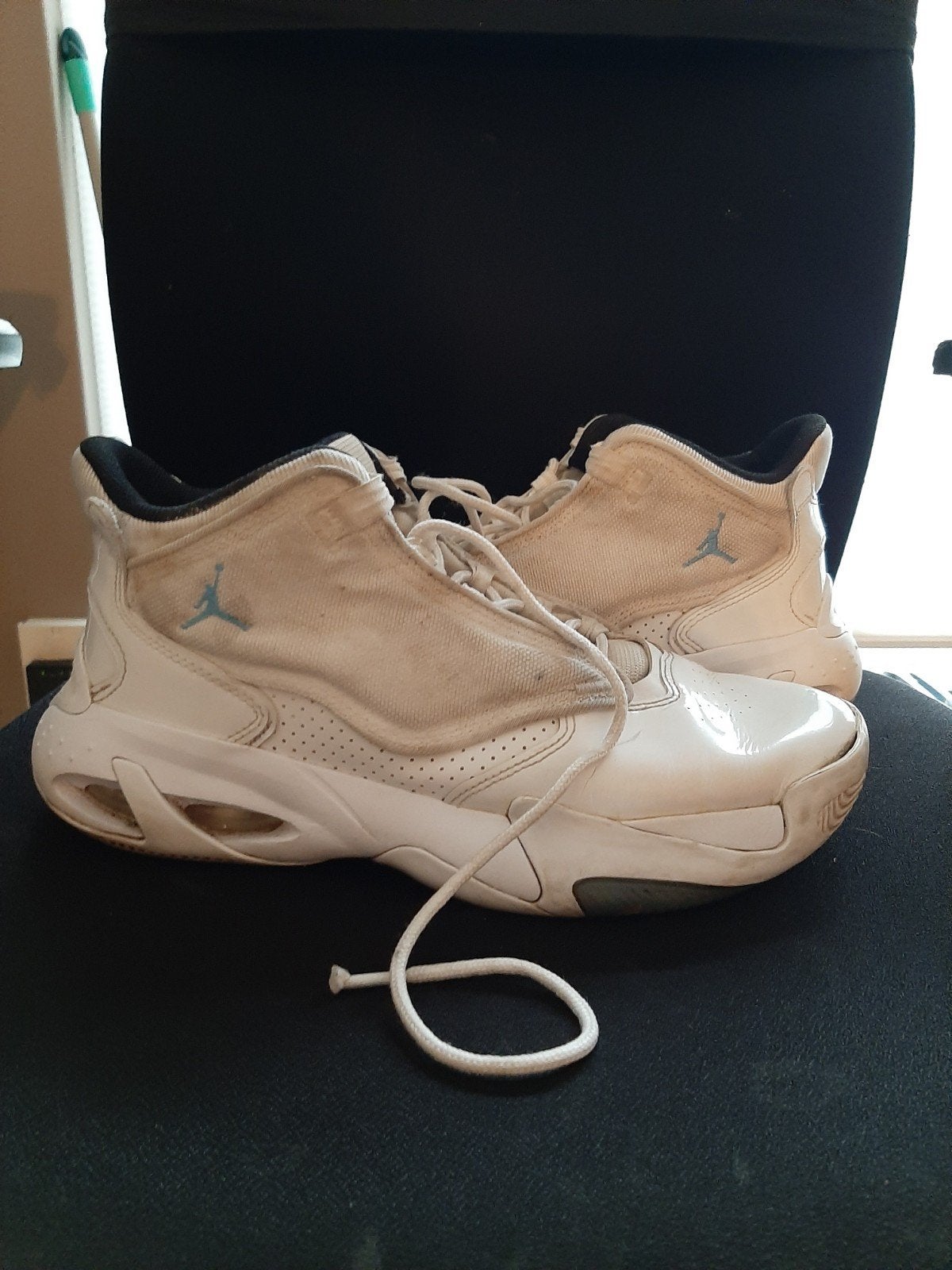 Nike Jordan Aura 4 sneakers - Maat 42.5, Kleding | Heren, Nike Jordan, Wit, Ophalen of Verzenden, Sneakers of Gympen