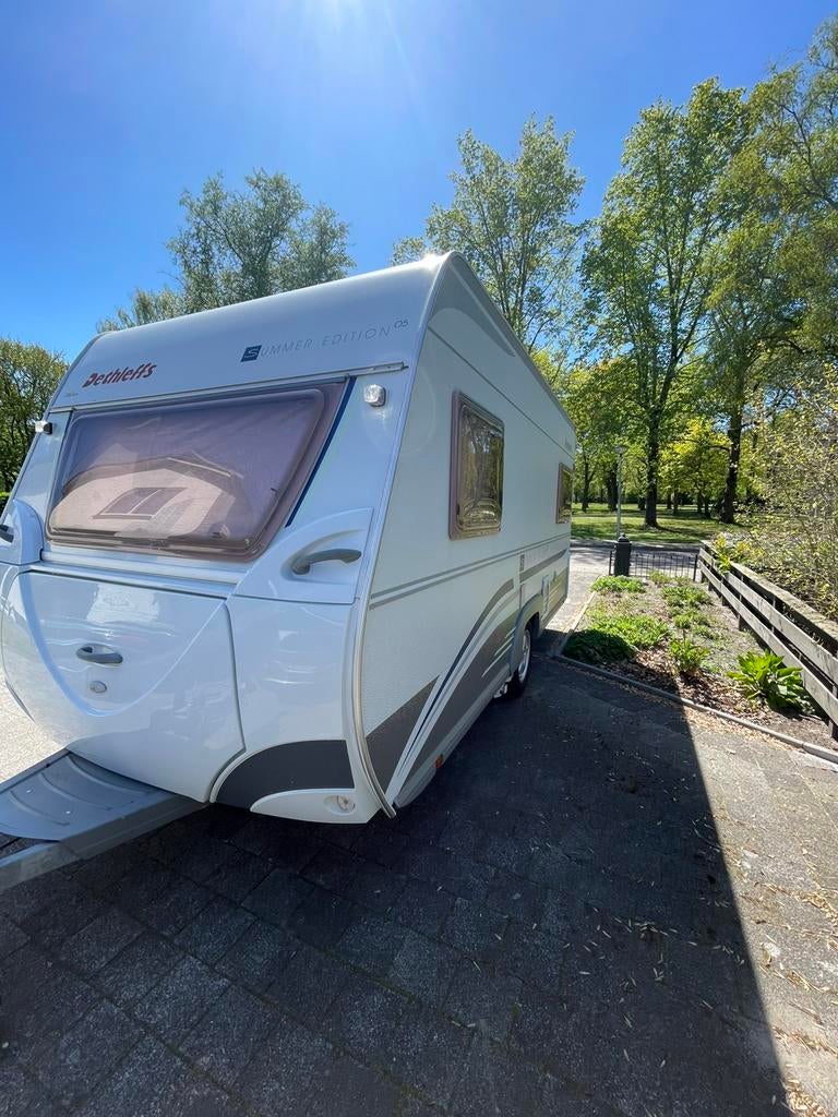 Dethleffs 430 DB Summer Edition 05 caravan te koop, Caravans en Kamperen, Caravans, Rondzit, Particulier, Dethleffs, 5 tot 6 meter