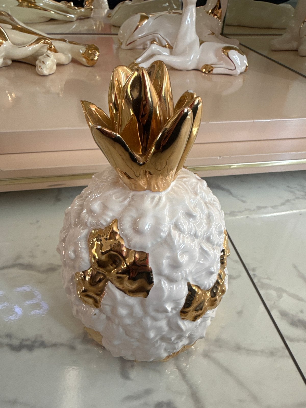 Decoratieve Ananas - Wit met Goud, Huis en Inrichting, Ophalen of Verzenden, Zo goed als nieuw, Modern, Wit