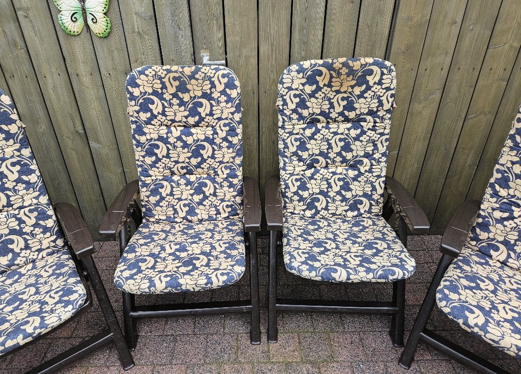 2 Kunststof tuinstoelen / standenstoelen JARDIN met kussens, 2 zitplaatsen, Kunststof, Ophalen of Verzenden, Zo goed als nieuw