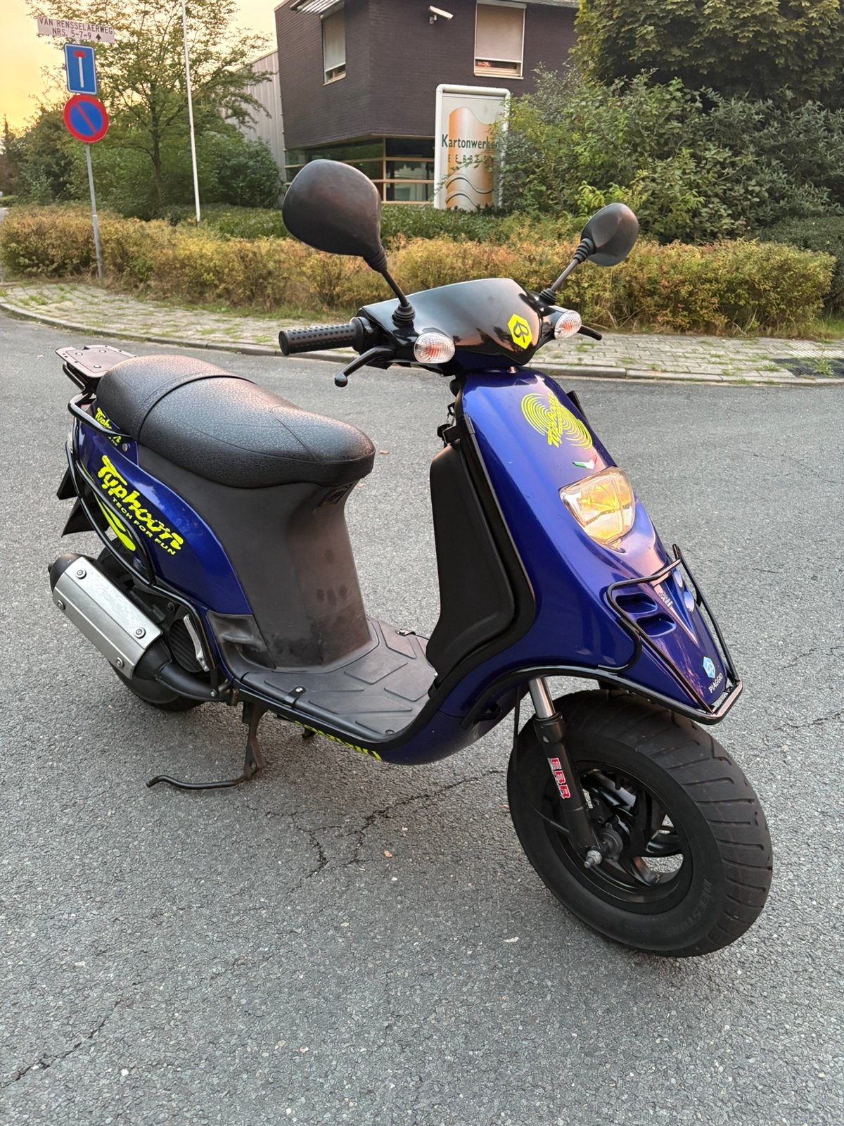 A1 piggio typhoon 172cc dg dd optie lees beschrijving/teruil, Fietsen en Brommers, Ophalen, Tweetakt, Overige modellen, Zo goed als nieuw