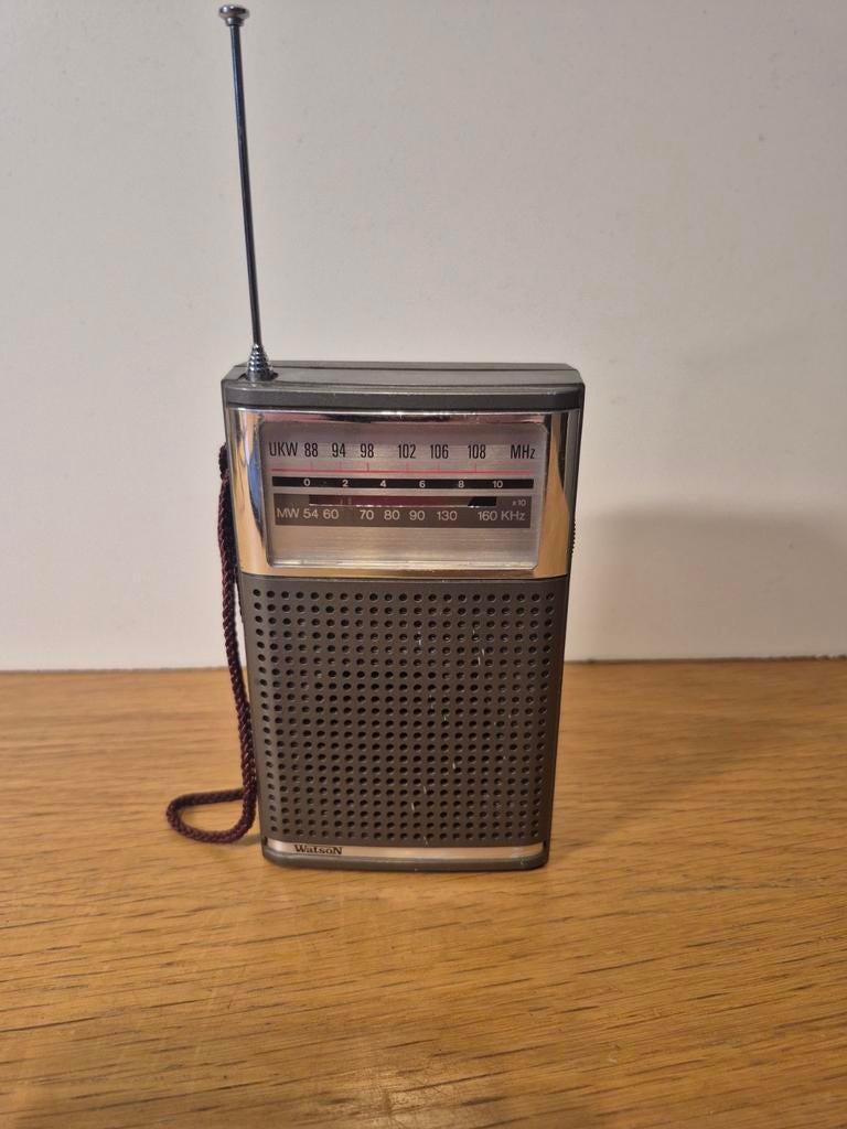 Transistor radio Watson, Ophalen