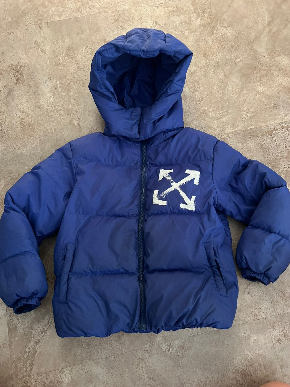 OFF-WHITE jas met capuchon maat 128 origineel zgan, Off-White, Ophalen of Verzenden, Zo goed als nieuw, Jongen