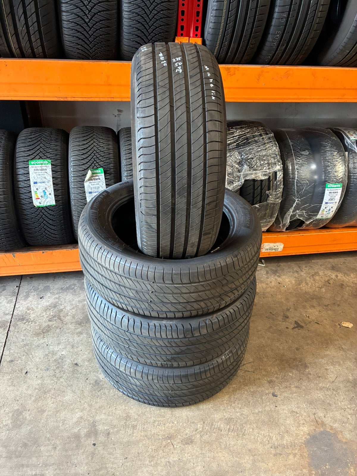 235/50/19 michelin primacy 4 Demo /Nieuw 235/50R19, Auto-onderdelen, Banden en Velgen, Nieuw, 235 mm, Band(en), Personenwagen