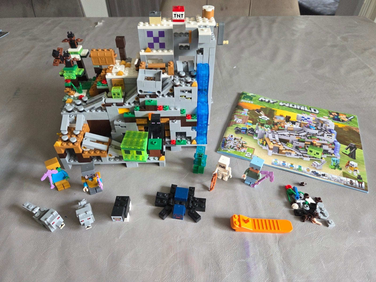 My World Minecraft Set - Compleet met Figuren en Boekje, Ophalen of Verzenden, Zo goed als nieuw, Overige merken
