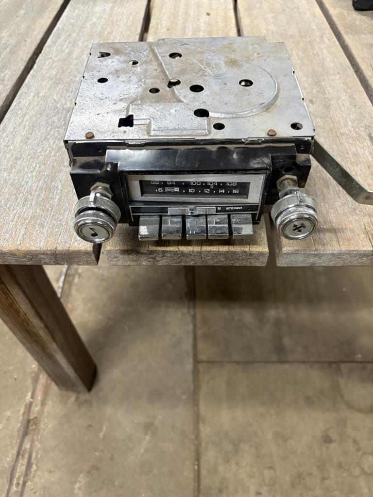Chevrolet C10, Auto diversen, Autoradio's, Ophalen of Verzenden, Zo goed als nieuw