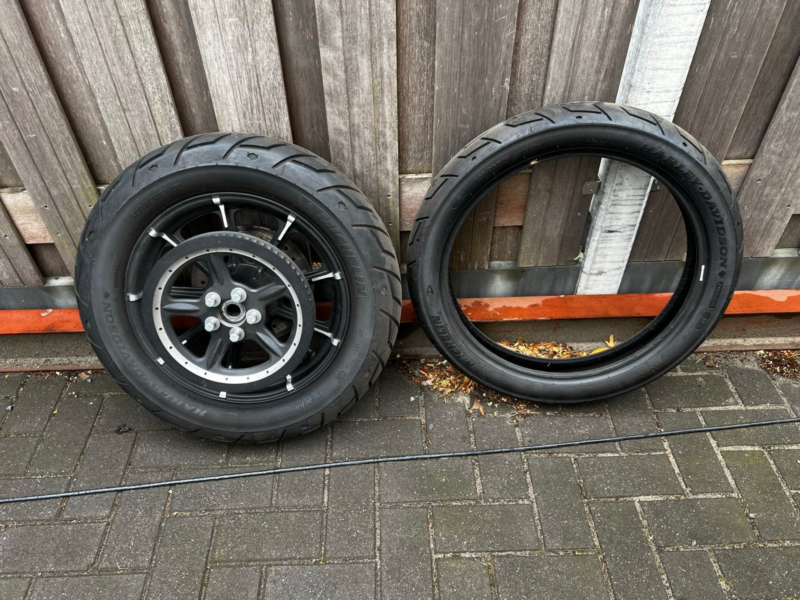 Harley-Davidson motorfiets wielen met banden, Gebruikt, Ophalen of Verzenden, Harely, Harley