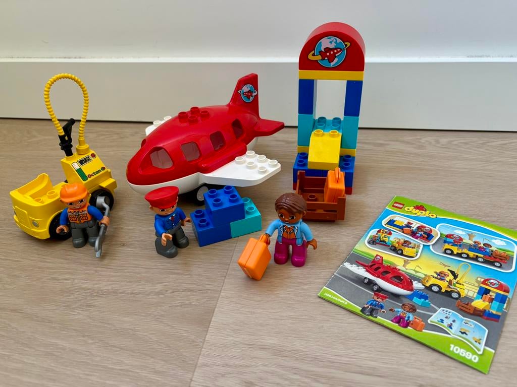 LEGO DUPLO Vliegveld (10590), Compleet, Verzenden, Zo goed als nieuw, Duplo