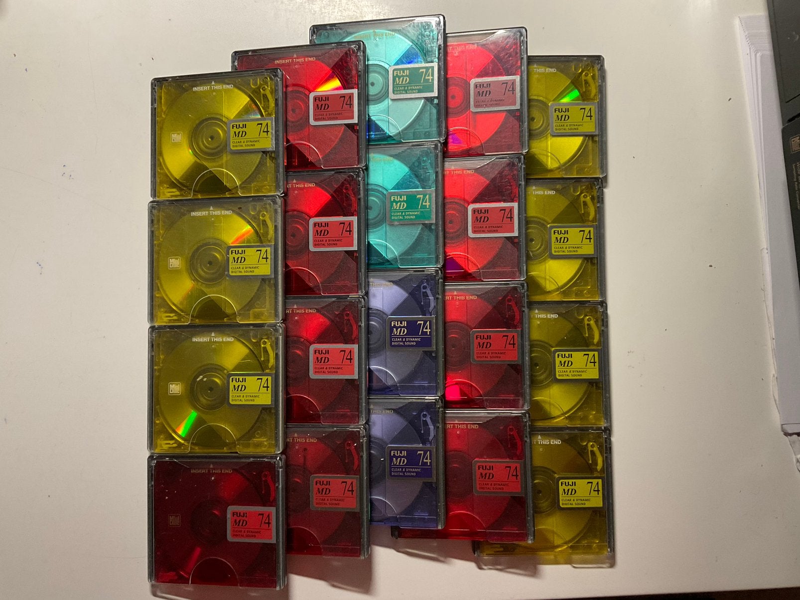Minidisc’s. FUJI  COLOR COLECTION. 20x als nieuw. 74 minuten, Ophalen of Verzenden