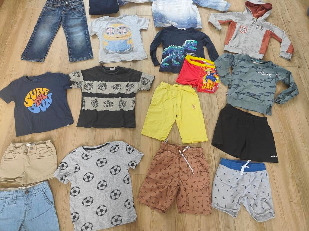 17-delig kledingpakket jongen maat 110 116 4 funky flavours, Ophalen of Verzenden, Gebruikt