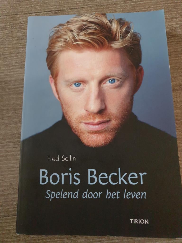Boris Becker: Spelend door het leven - Biografie, Boeken, Ophalen of Verzenden, Gelezen, Fred Sellin, Sport