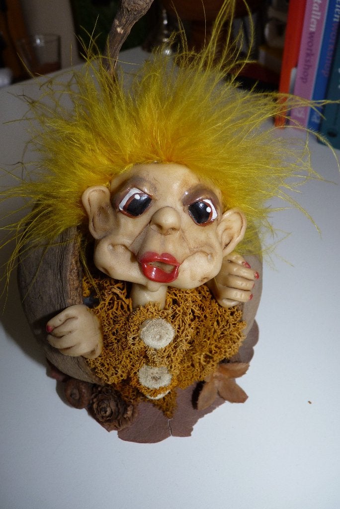 Grappig brooddeeg poppetje, in 'een dop'., Ophalen of Verzenden, Gebruikt