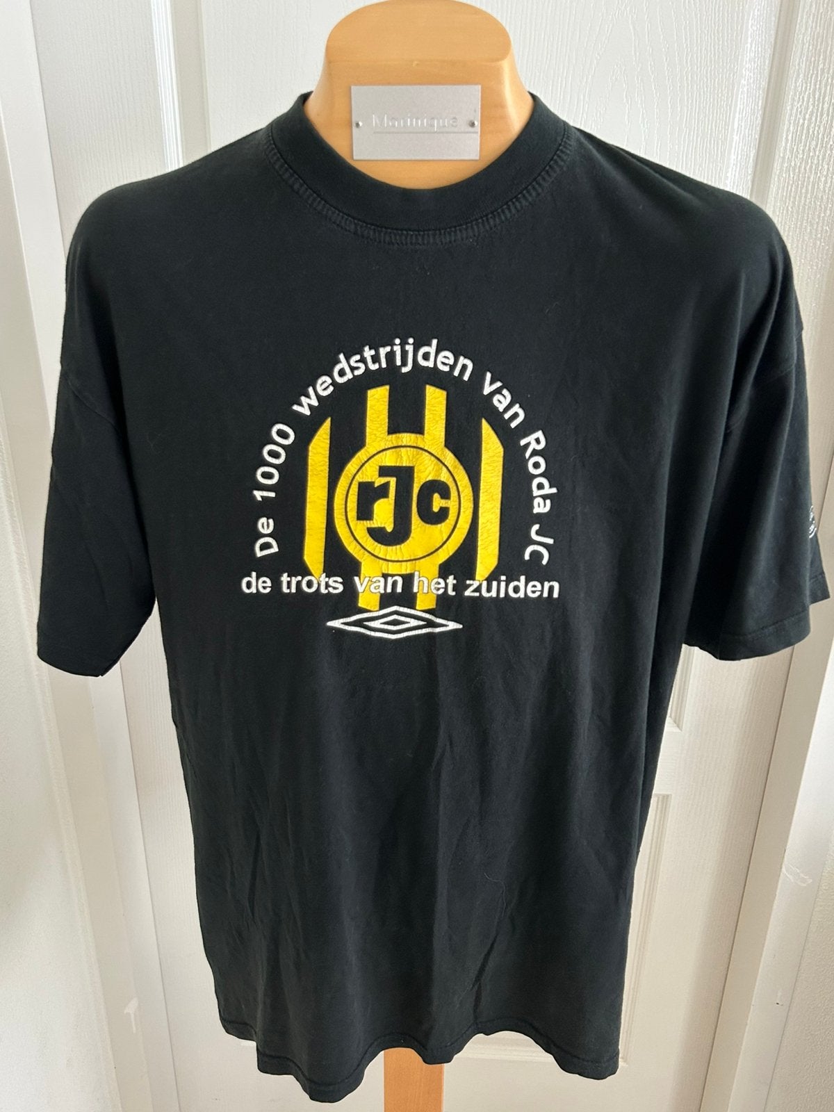 Zeldzaam Mooi Roda JC Limited Edition shirt 1000 wedstrijden, Ophalen of Verzenden, Nieuw, Maat 56/58 (XL), Zwart