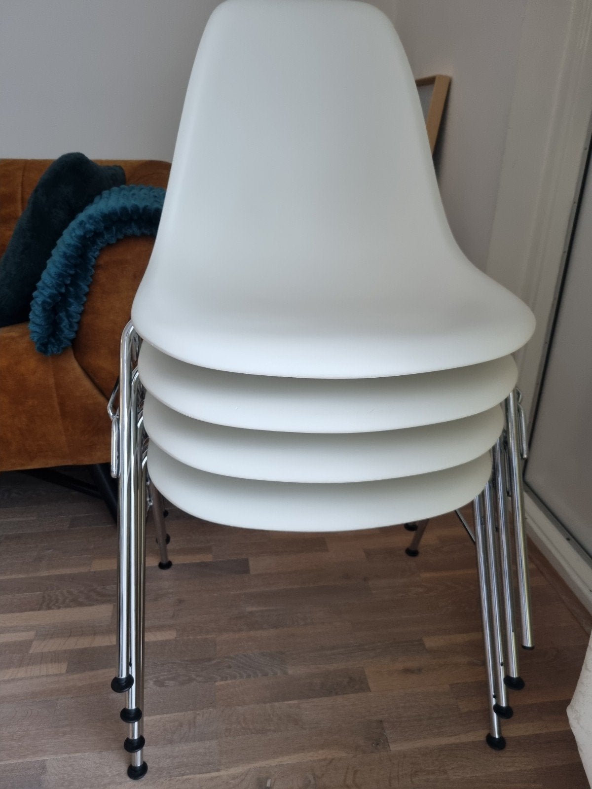 4x Vitra Eames DSR stoelen - Charles & Ray Eames, Ophalen of Verzenden, Gebruikt, Wit, Vier