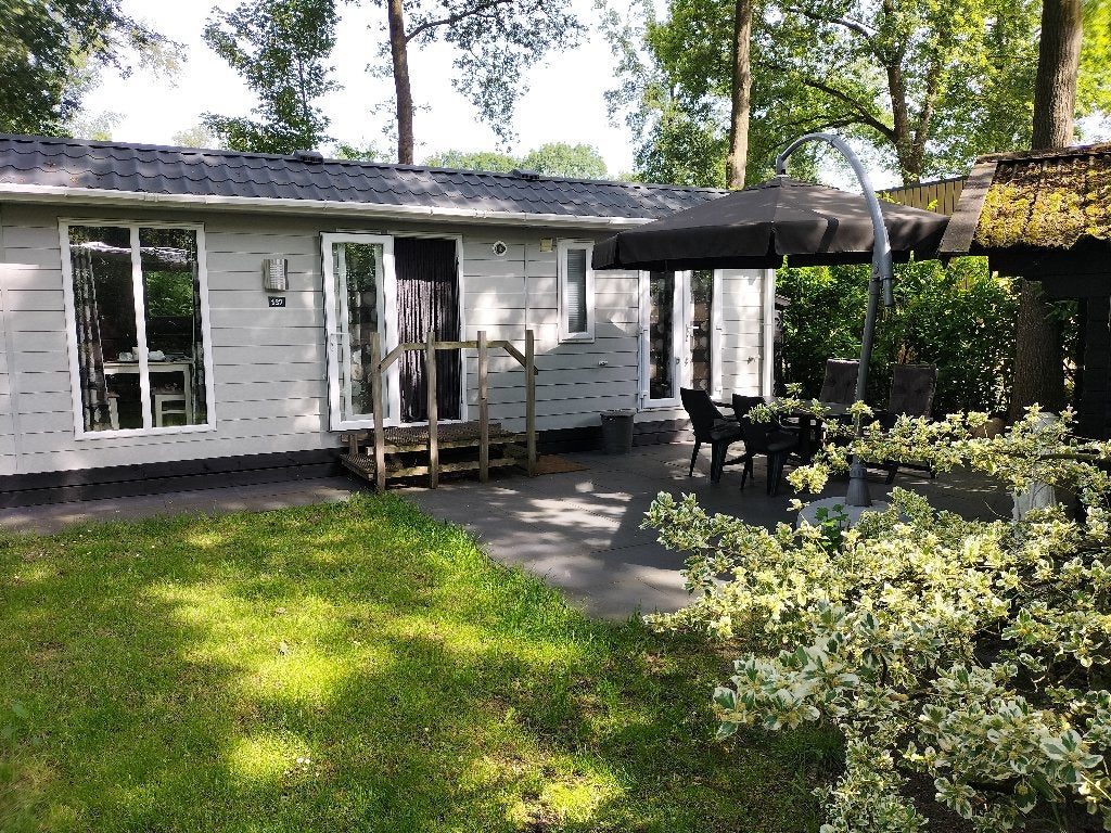 Te huur: 4  Persoons chalet 5 *camping te Marienberg