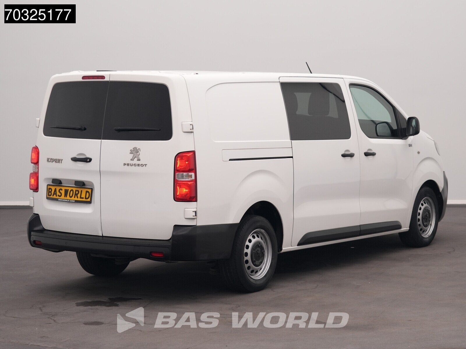 Peugeot Expert 120pk Dubbel Cabine L3H1 Navi Airco Parkeerse, Auto's, Stof, Gebruikt, Euro 6, 4 cilinders