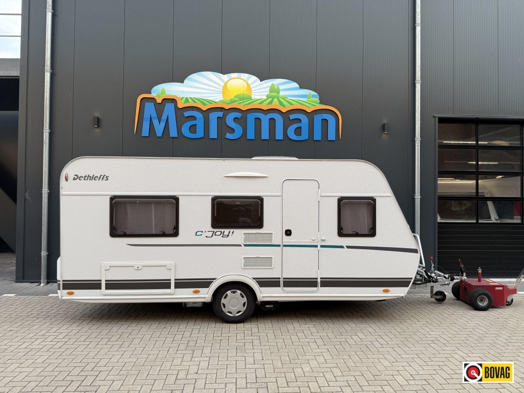 Dethleffs C'Joy 460 LE, Caravans en Kamperen, Caravans, Standaardzit, Schokbreker, Dethleffs, 5 tot 6 meter