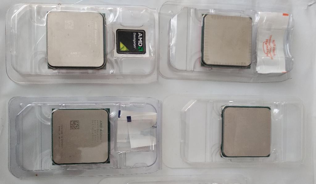 CPU AMD Sempon 280 / Athlon II X2  270, Computers en Software, Desktop Pc's, Ophalen of Verzenden, Zo goed als nieuw, AMD, 3 tot 4 Ghz