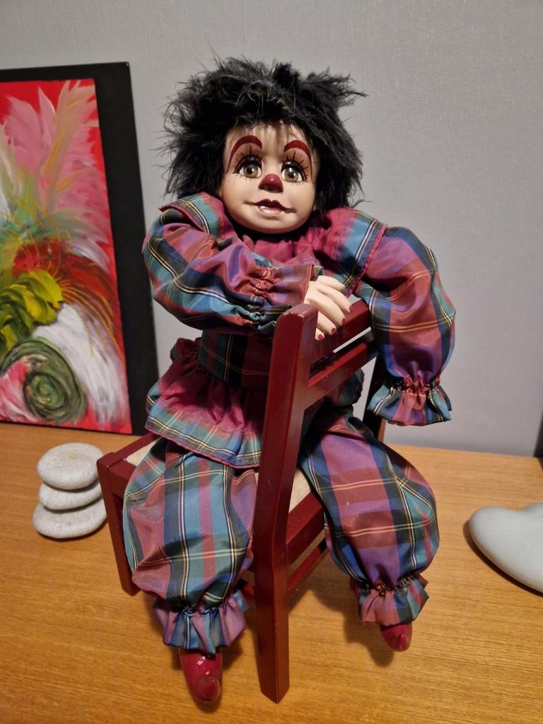 Pierrot pop met geruite kleding, Ophalen of Verzenden, Zo goed als nieuw, Pop