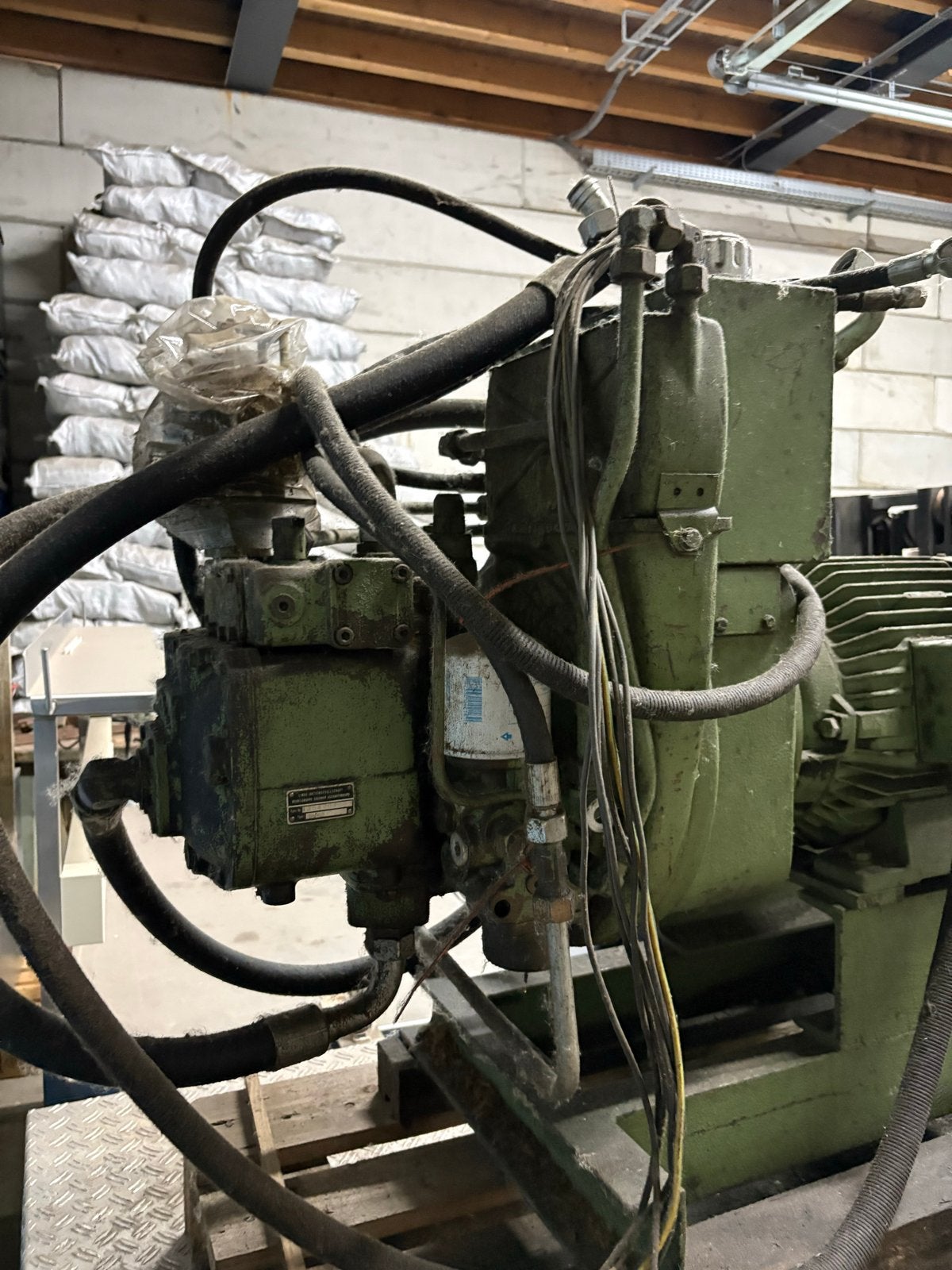 Hydraulische pomp met Bauknecht 3-Mot. motor, Ophalen of Verzenden