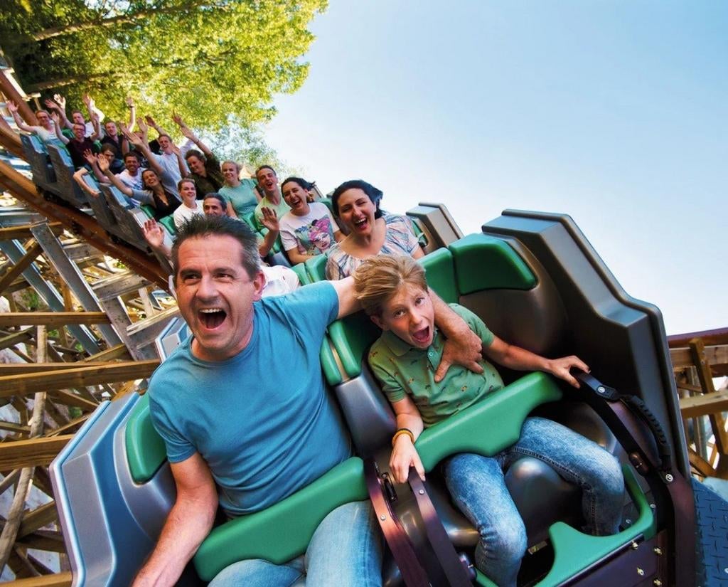 3 Volle Spaarkaarten Walibi, 2e ticket gratis, Twee personen, Ticket of Toegangskaart