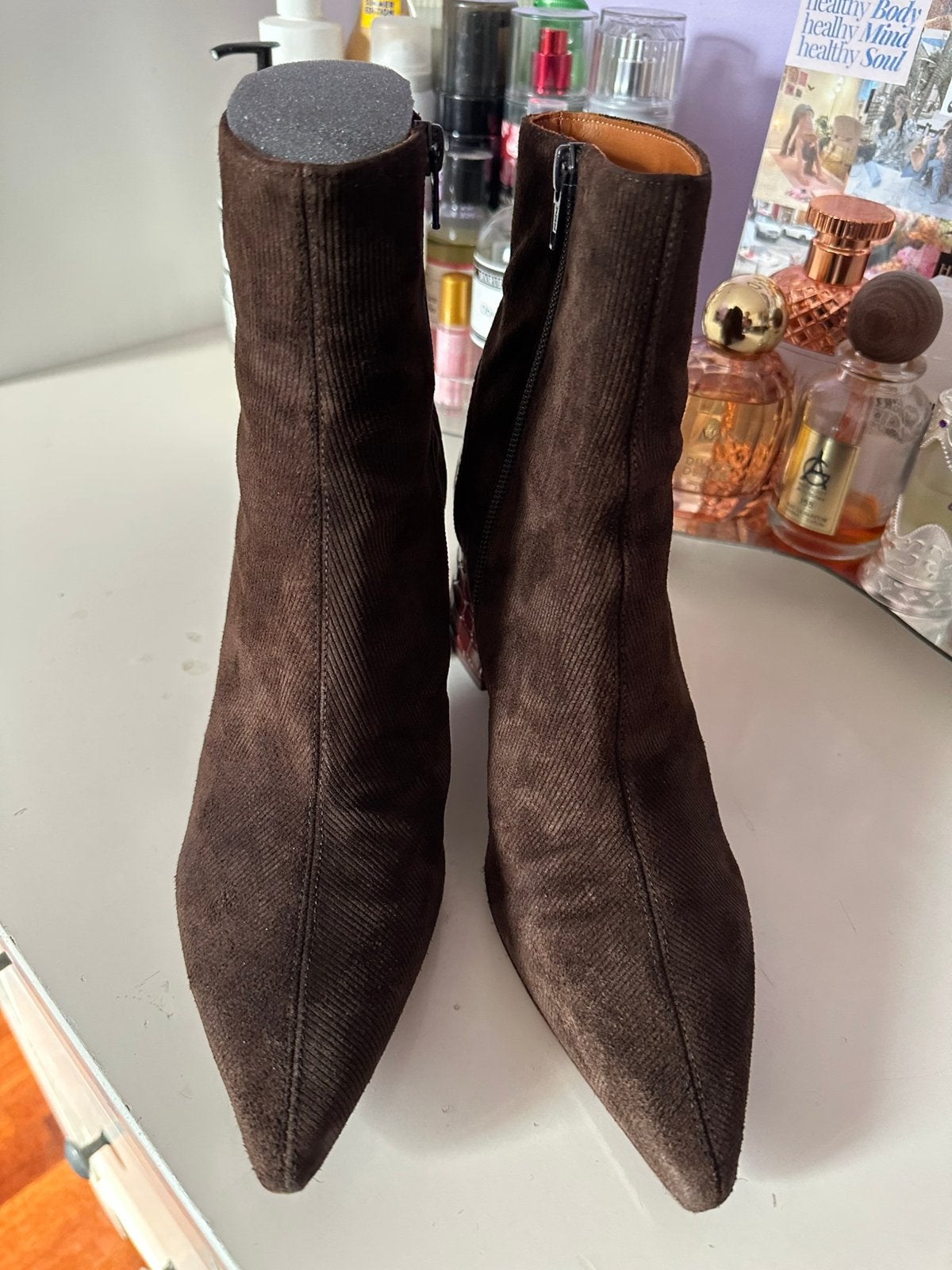 Chie Mihara 38, Kleding | Dames, Bruin, Verzenden, Lage of Enkellaarzen, Zo goed als nieuw