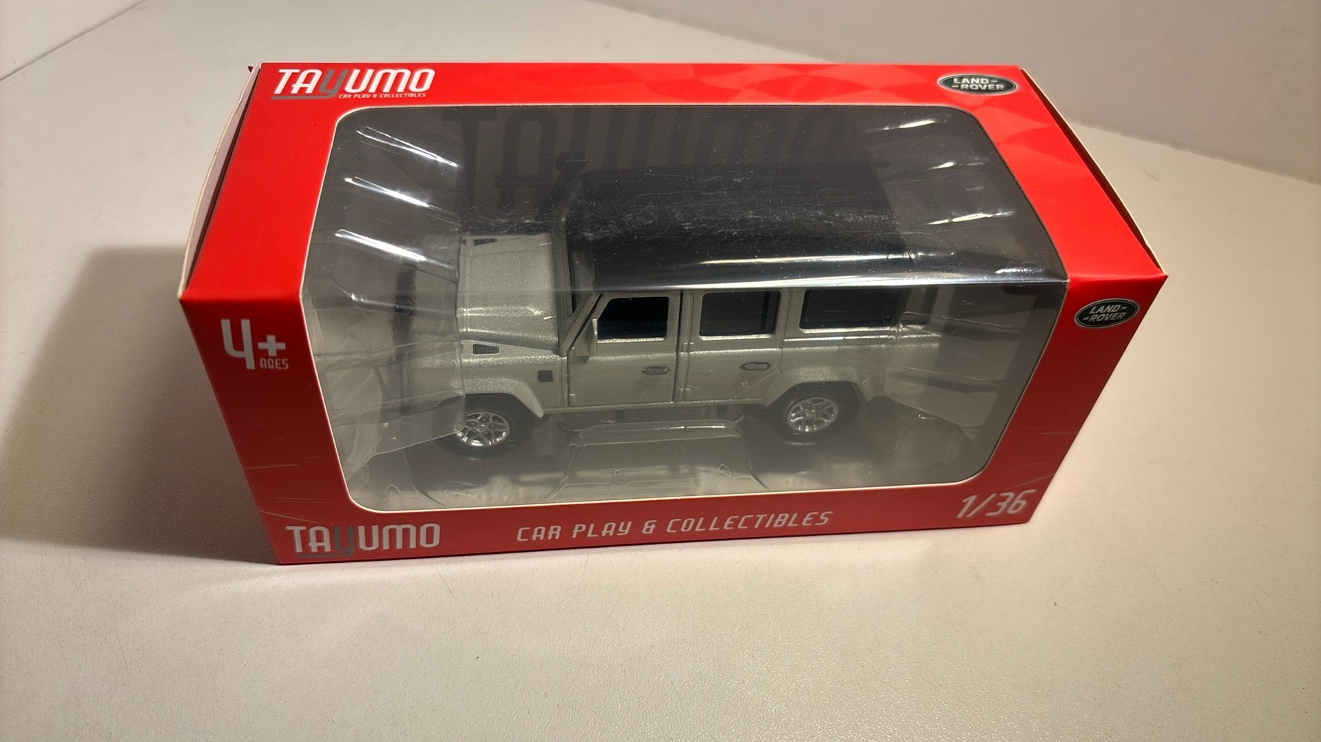 Land rover defender 110 silver tayumo 1.36, Ophalen of Verzenden, A, A, A