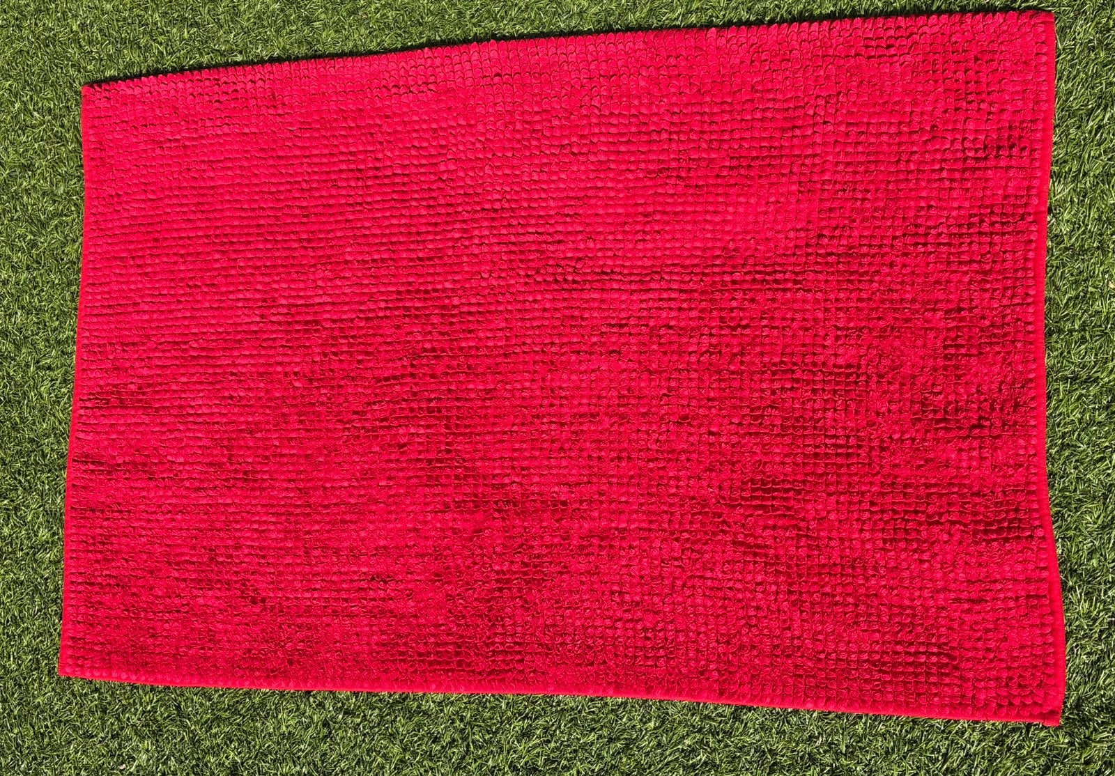 Zachte en superabsorberende rode badmat 90x60 cm, Ophalen of Verzenden, Zo goed als nieuw, Rood