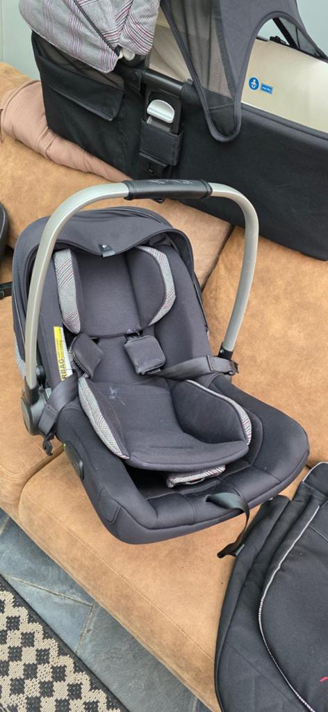 Nuna pipa next - Zo goed als nieuw, Kinderen en Baby's, Autostoeltjes, Zo goed als nieuw, 0 t/m 13 kg, Ophalen, Overige merken