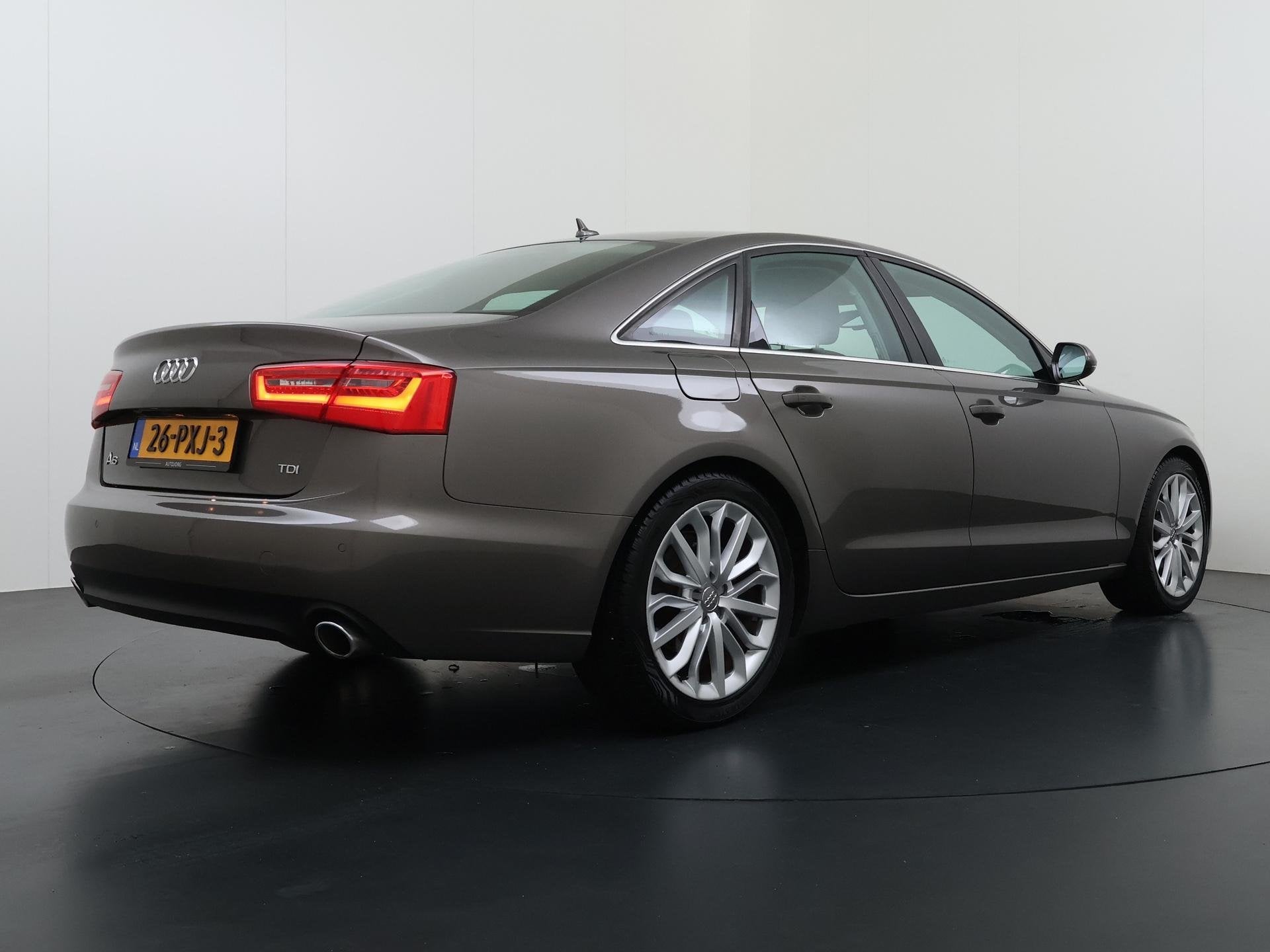 Audi A6 Limousine 3.0 TDI Pro Line Plus S-Line sportstoelen, Auto's, Euro 5, Zwart, Bedrijf, Diesel