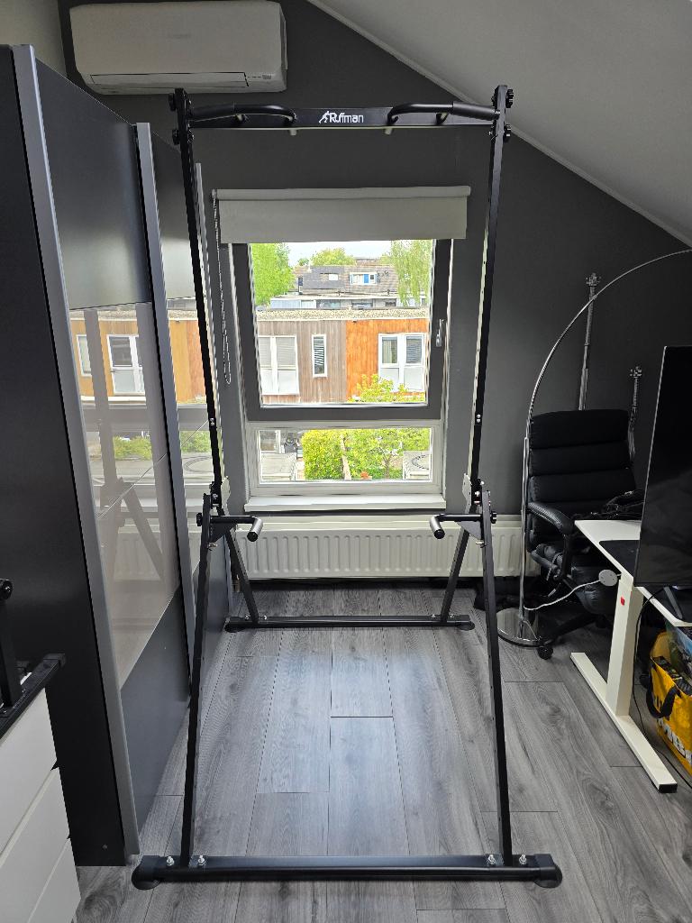 Ruffman Opvouwbaar Pull Up Station – Zo goed als nieuw, Sport en Fitness, Fitnessmaterialen, Ophalen, Zo goed als nieuw, Benen