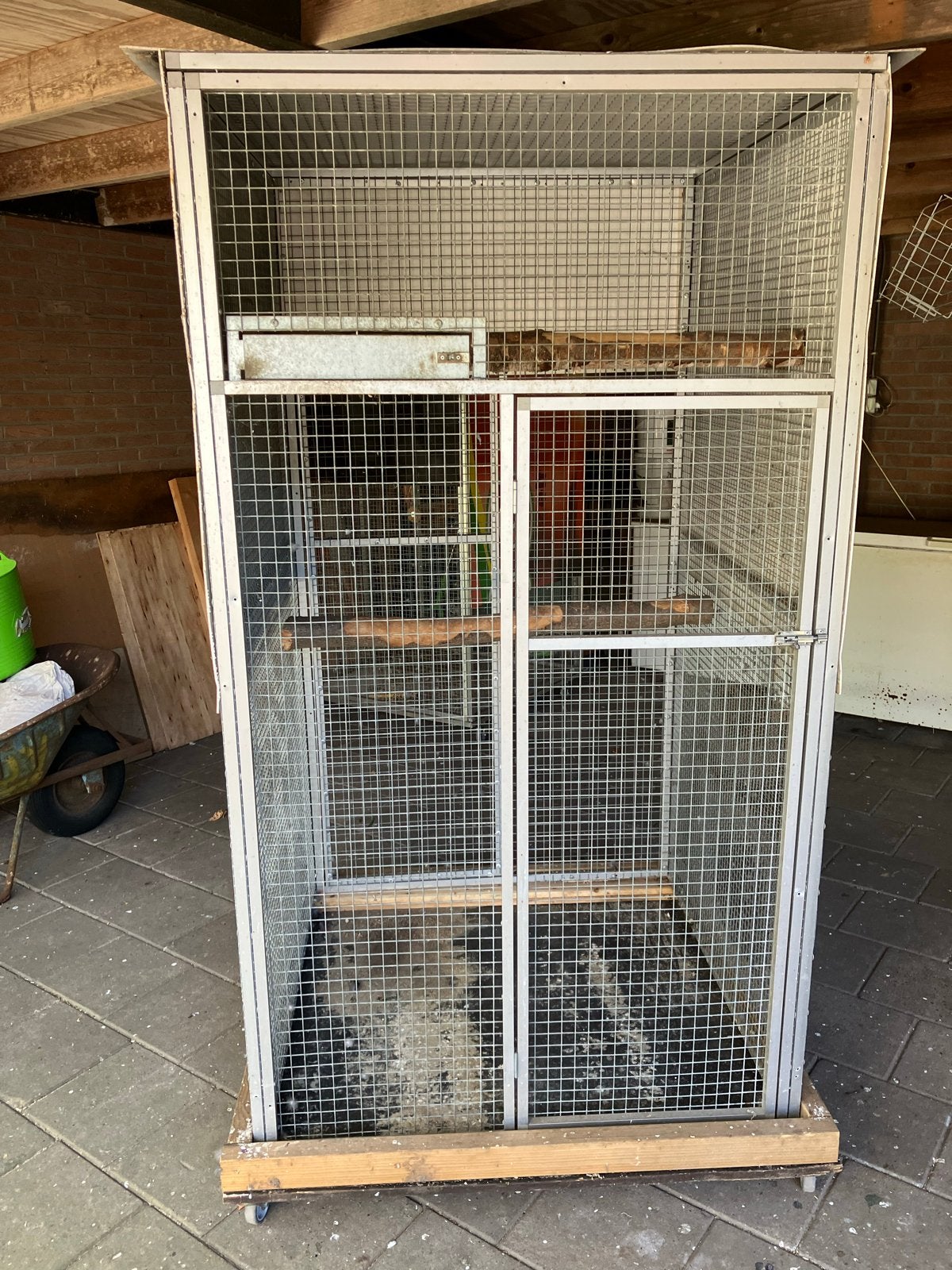 Kooi afm. 1-2 m., Ophalen, Gebruikt, Aluminium, Vogelkooi
