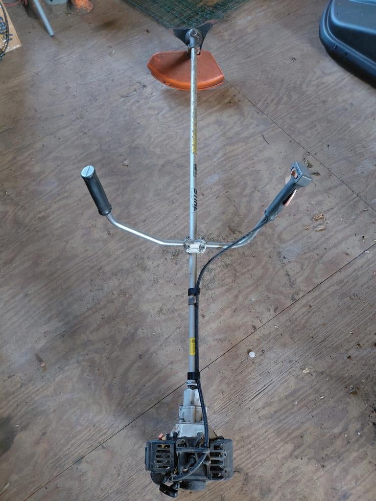 Stihl, Ophalen, Benzine