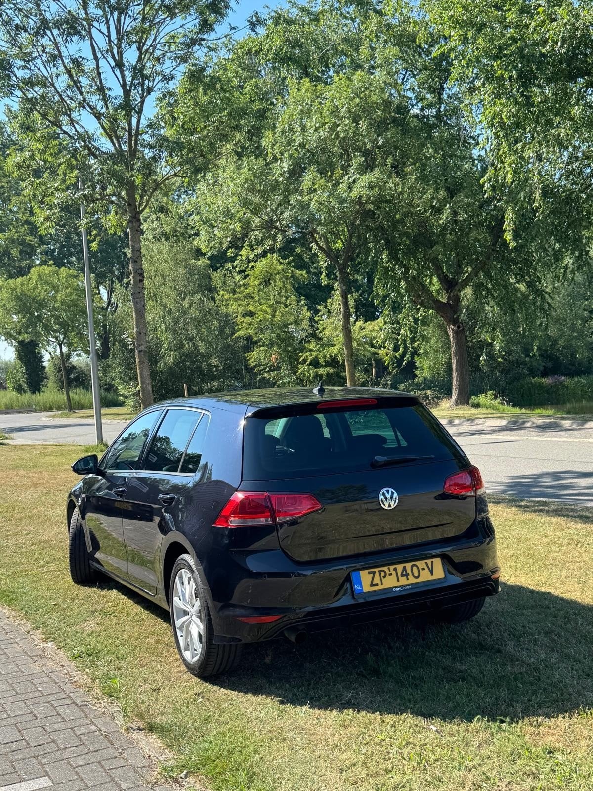 Volkswagen Golf 1.6 TDI 81KW 5D DSG 09- 2015 Zwart, Auto's, Volkswagen, 4 cilinders, 1239 kg, Zwart, Diesel