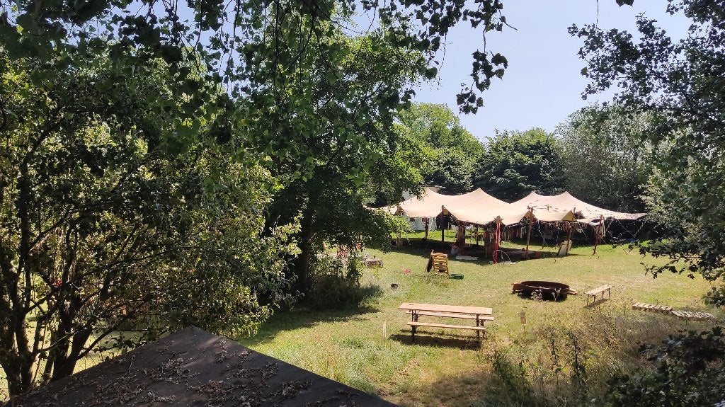 Strechtent 10x15 meter 150 gasten, Tuin en Terras, Ophalen, Partytent, 6 meter of meer, Zo goed als nieuw