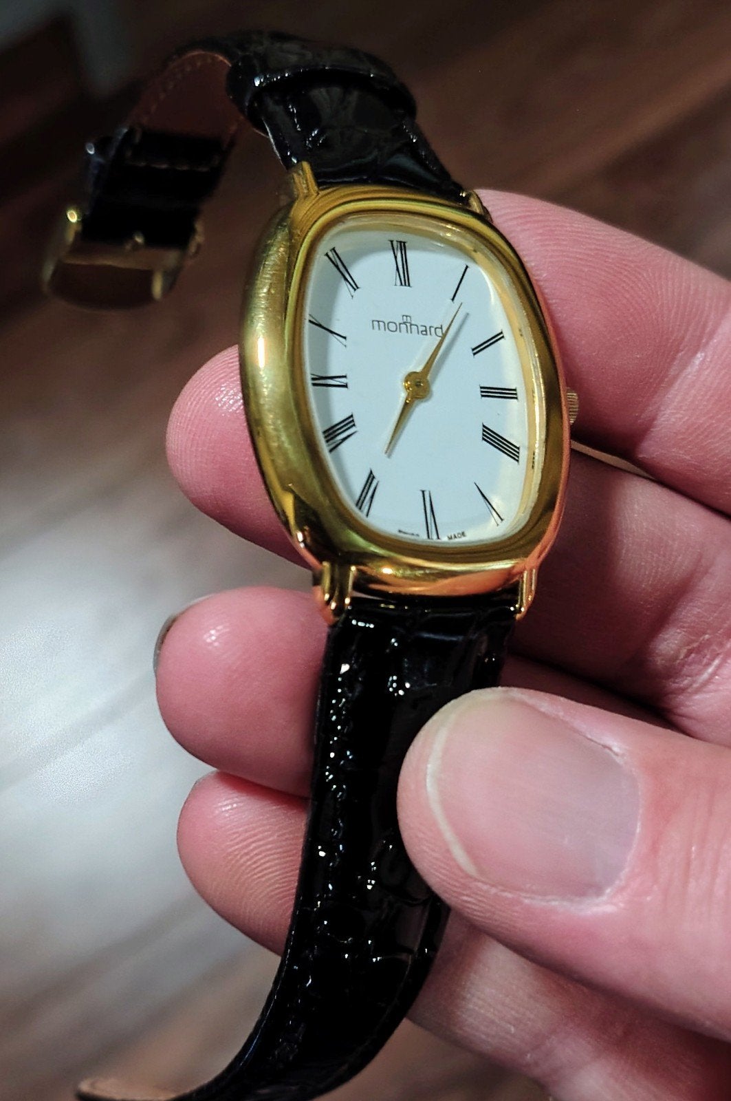 Mooi Monnard polshorloge - Zwitsers quartz,, Ophalen of Verzenden, Leer, Overige merken