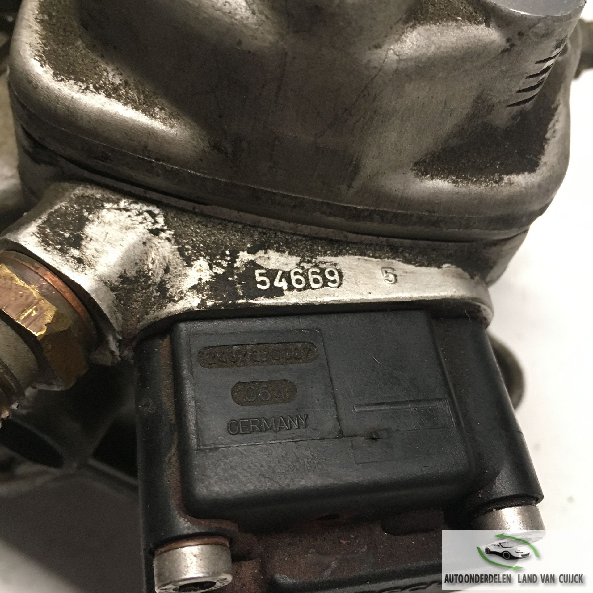 Mercedes W124  Spinnekop  Bosch 0438 121 043, Auto-onderdelen, Gebruikt, -, -, Ophalen of Verzenden