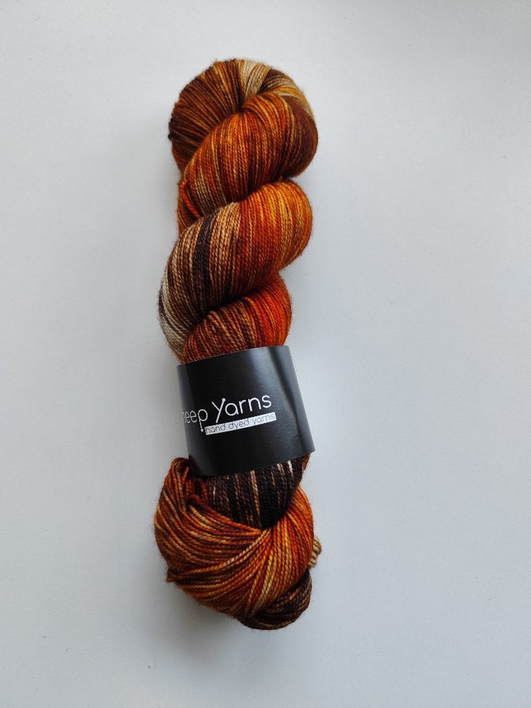 T.k. streng handgeverfd merino sokkengaren kleur Autumn, Ophalen of Verzenden, Nieuw, Breien of Haken, Wol of Garen