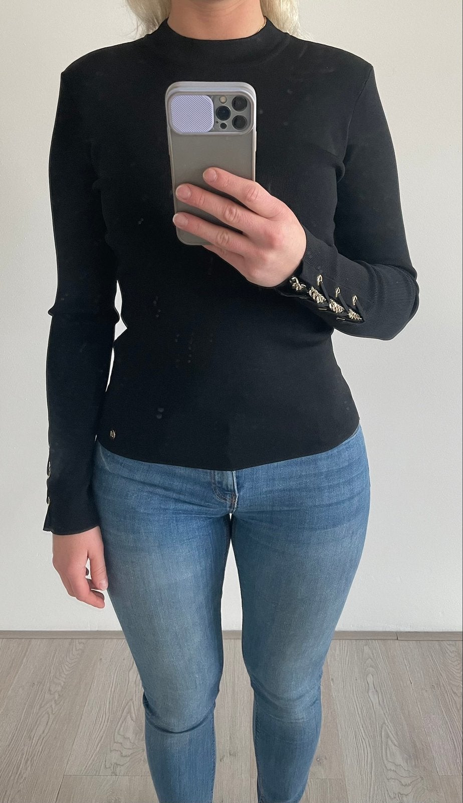 Nikkie longsleeve, Zwart, Ophalen of Verzenden, Zo goed als nieuw, Lange mouw